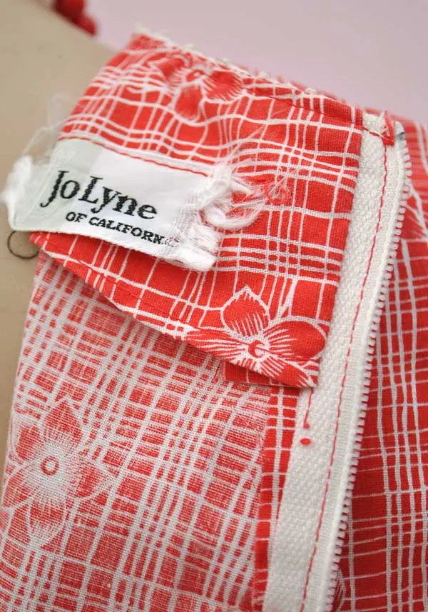 1960s Vintage 60s Red Floral Cotton Mini Dress • Baby Doll • Scooter Dress • Jo Lyne of California