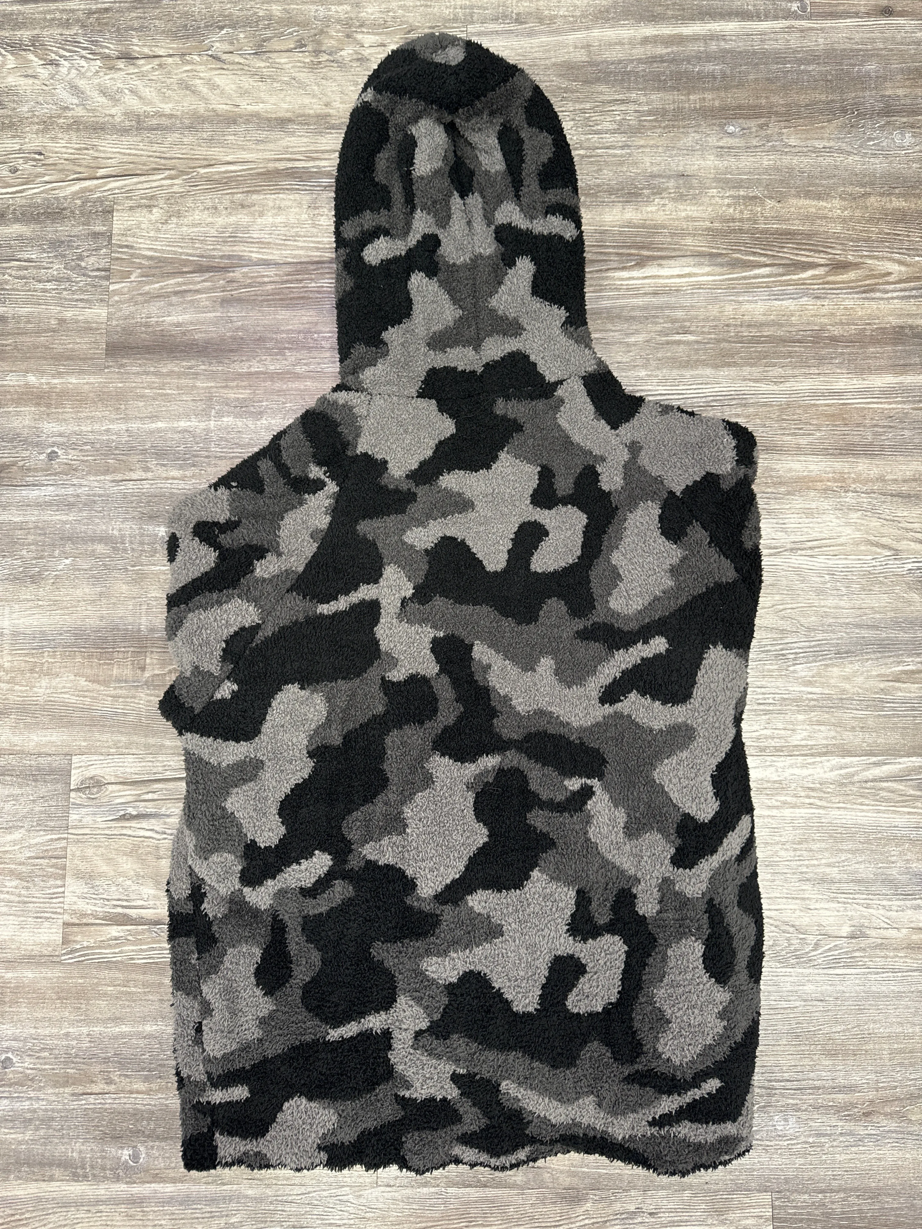 Jacket Fleece By Barefoot Dreams In Camouflage Print, Size: Xl