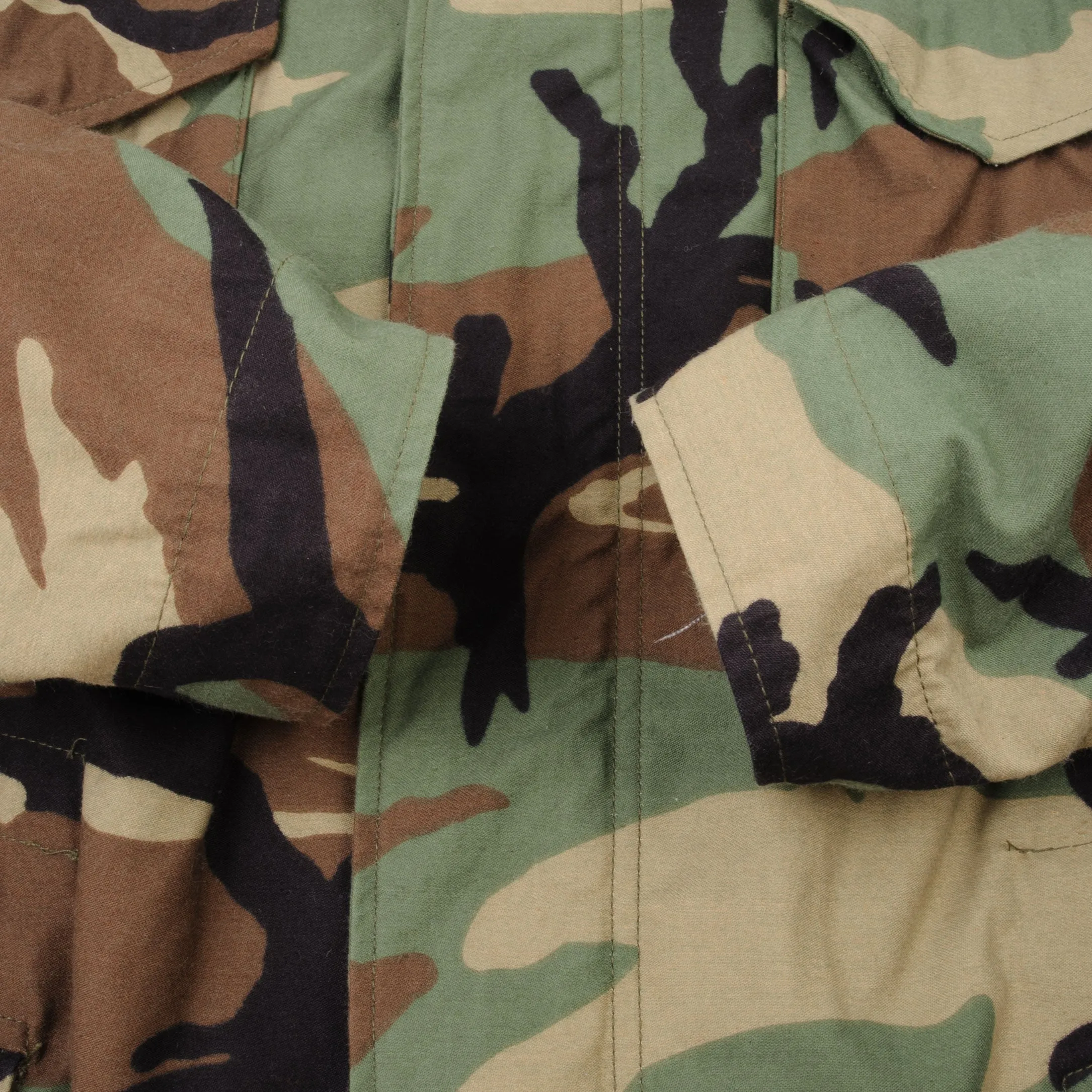 VINTAGE US ARMY M-1965 M65 WOODLAND CAMO FIELD JACKET 1999 LARGE REGULAR
