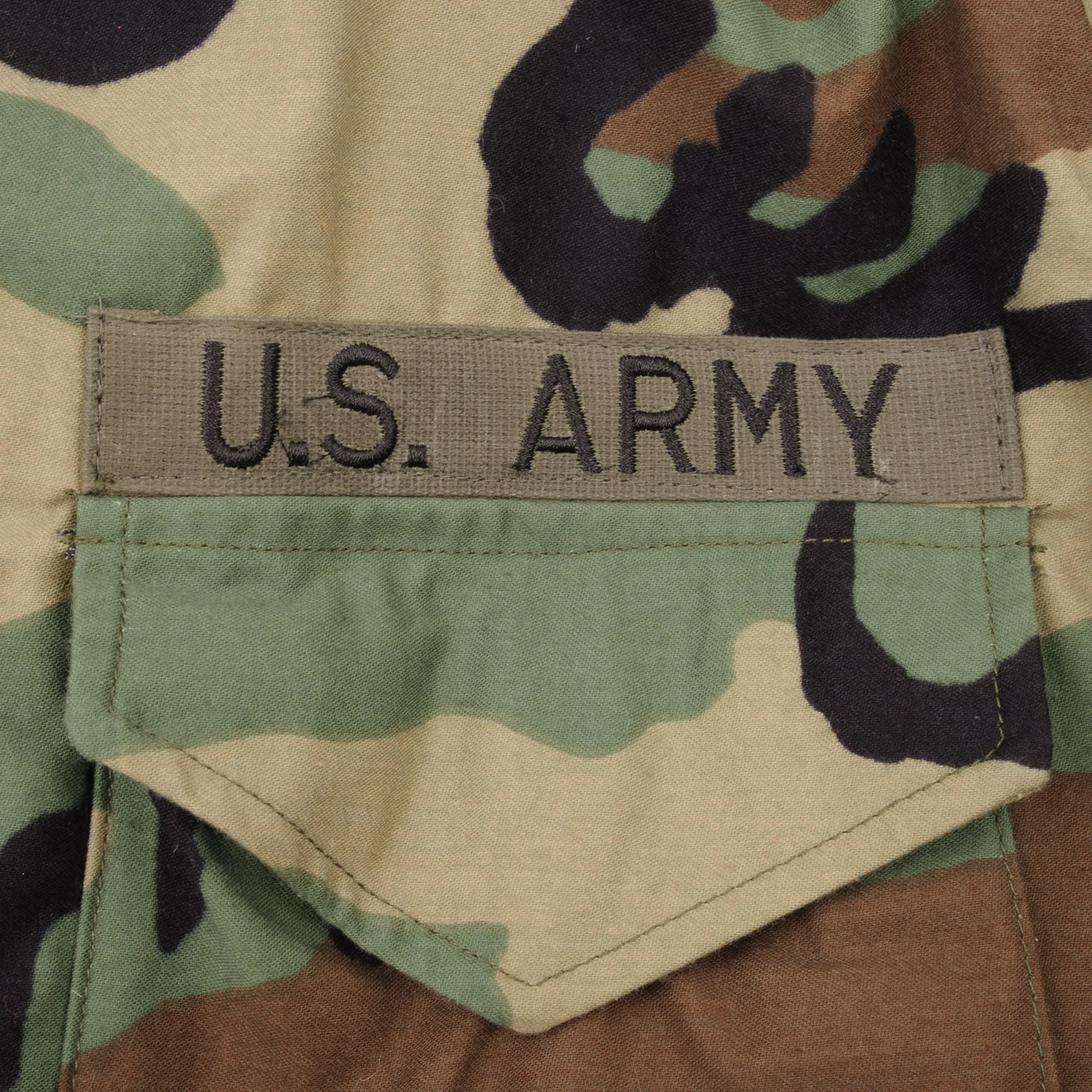 VINTAGE US ARMY M-1965 M65 WOODLAND CAMO FIELD JACKET 1999 LARGE REGULAR