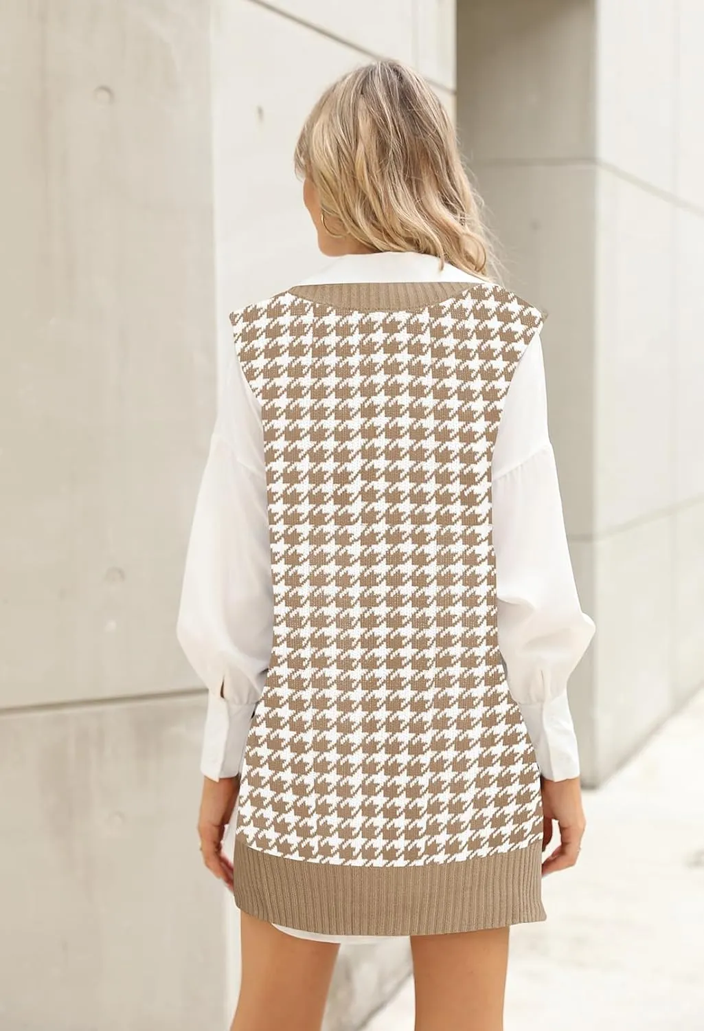 Viottiset Women's Oversized V Neck Knit Sweater Vest Tunic Sleeveless Pullover Top